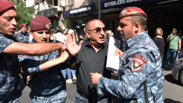 Не остановить: в Армении нарастает волна протестов оппозиции