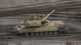 Эти танки ждет участь Leopard: Ллойд Остин попросил ВС РФ не устраивать охоту на Abrams