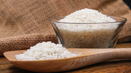 Спасет не только от гастрита: в лечении каких болезней поможет рис