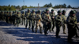 «Новая система траншей»: как ВСУ пытаются создать линию обороны вокруг Купянска