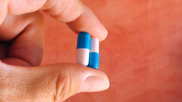 Серьезнее антибиотиков: что изменится, когда врачам разрешат прописывать БАДы