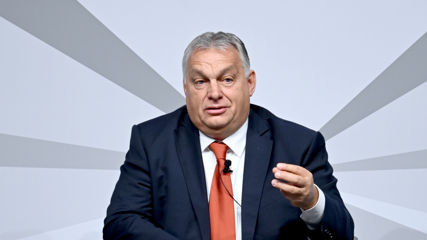 «Создает оруэлловский мир»: Орбан обвинил Брюссель в искажении реальности