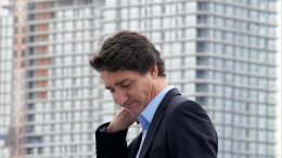 «Вы посылаете их?» — За что канадец обругал премьер-министра Трюдо
