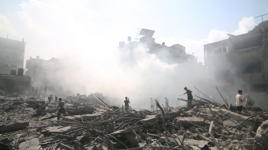 Число погибших при атаках на сектор Газа превысило 2 тысячи человек