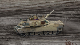«Привлекательные мишени»: в США предсказали будущее танкам Abrams на Украине