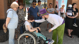 Десятки тысяч рублей: какие выплаты положены в России для детей-инвалидов