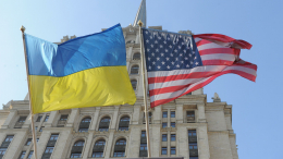«Сохраняет контроль»: США хотят возобновить работу биообъектов на Украине