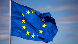 «Новый раунд ограничений»: раскрыты детали проекта 12-го пакета санкций ЕС