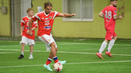 Звезда «Интернов» Илья Глинников начал играть в футбол