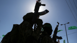Переоделись в бойцов ЦАХАЛ: новые кадры атаки ХАМАС на Израиль