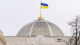 «Иллюзия демократии»: как отмена выборов скажется на Украине и самом Зеленском