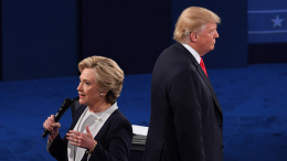 «Конец для страны»: Клинтон сравнила Трампа с Гитлером