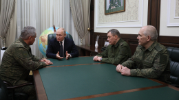 Путин посетил штаб Южного военного округа в Ростове-на-Дону