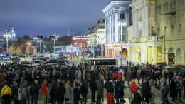 Мечты о «Щелкунчике»: зачем москвичи стоят в гигантской очереди у Большого театра