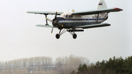 За пострадавшими при жесткой посадке самолета Ан-2 прибыл санитарный рейс