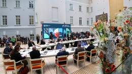 Петербург наводит мосты: как прошел первый день культурного форума