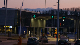 Пограничники на границе Финляндии и РФ применили газ против 30 велосипедистов