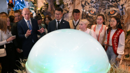 Глава Алтая представил новые проекты в сфере туризма на выставке «Россия»