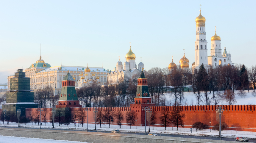 «Новые стратегические решения»: как изменится жизнь России в 2024 году