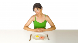 Каша, тосты или яичница: что ваш завтрак может рассказать о вас