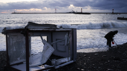 Беда не приходит одна: в Крыму снова объявили штормовое предупреждение