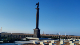 В Луганске открыли мемориал «Незаживающая рана Донбасса»