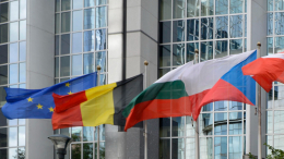 Щелкнут по носу Зеленского: что ЕС готовит для России после саммита по Украине
