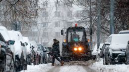 Под ударом стихии: как в Москве борются с последствиями сильнейшего снегопада