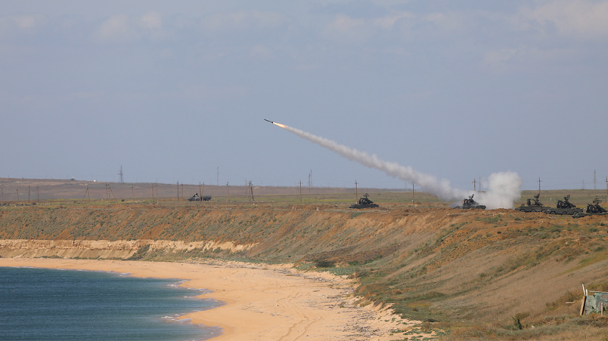 Силы ПВО уничтожили еще четыре беспилотника над Азовским морем