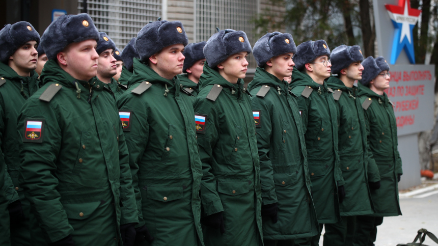Призывники в России смогут проходить службу в органах ФСБ