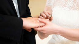 Проклятие високосного года: почему в 2024 лучше не играть свадьбу