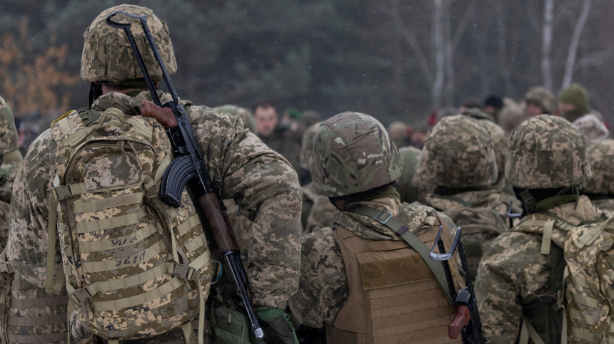 Застой по всем фронтам: ВСУ не могут планировать свои действия из-за задержки помощи США