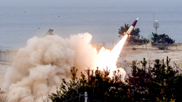 Ему все мало: Зеленский попросил у США ракеты ATACMS большей дальности