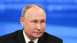 «Некорректно»: Путин указал американской журналистке на ее ошибки