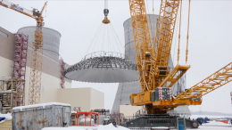 Выдержит ураган: защитный купол установили на новом реакторе Курской АЭС