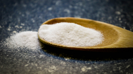 «Белая смерть»: почему нельзя есть много соли