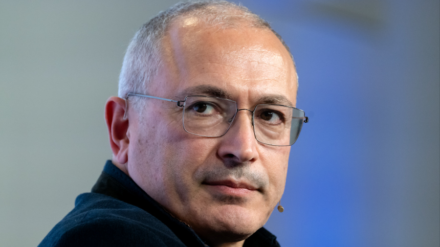 Наобещал, но не исполнил: жалеет ли Путин о помиловании Ходорковского*