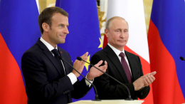 Макрон допустил приглашение Путина во Францию в 2024 году