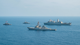 Благими намерениями: чем кончится совместная операция США и ЕС в Красном море