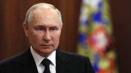 «Хватит валять дурака»: Путин призвал Запад не ждать крушения России