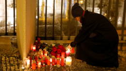 «Просто кричали»: очевидец рассказал о первых минутах после стрельбы в Праге