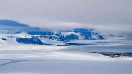 «Без правовой основы»: мир может не признать новые границы США в Арктике