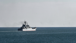 Шойгу доложил Путину об атаке на Феодосию и повреждении корабля «Новочеркасск»