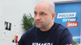 В поддержку президента: Артем Жога побывал в избирательном штабе в Донецке