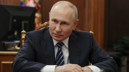 Уровень доверия Владимиру Путину среди россиян вырос почти до 80%