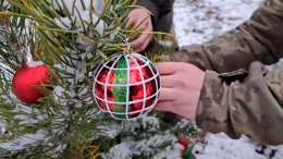 Не время для отдыха: как российские бойцы готовятся встретить Новый год на передовой