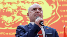 Лидер «Коммунистов России» Малинкович подал документы в ЦИК для участия в выборах президента