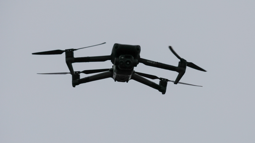 «Подозрительно»: в ФРГ год не могут понять, чьи дроны следят за обучением ВСУ