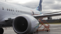 На самолетах Boeing 737 MAX компании United Airlines нашли незатянутые болты