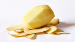 Попрощаться с рутиной: как легко почистить картошку